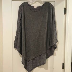 Ingrid & Isabel OS Maternity Nursing Poncho Top